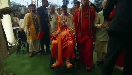 Nita and Mukesh Ambani seek blessings from Jagadguru Rambhadracharya