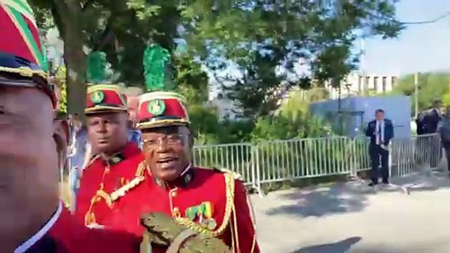 #France Le #défilé #militaire du ##14Juillet certes bousculé par l’organisation des Jeux olympiques mais des #pays #étrangers invités dont ceux du #continent #africain