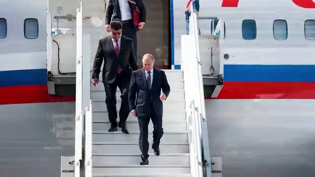 How President Vladimir Putin Travels....