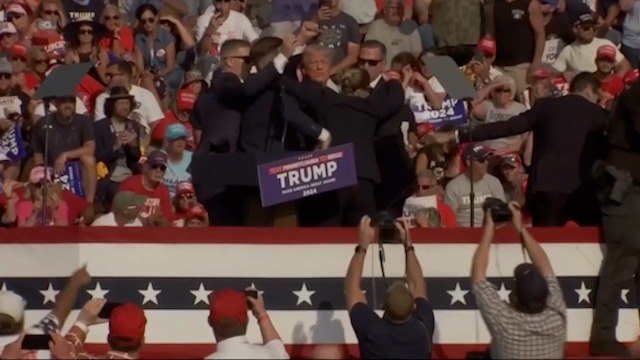 Así fue el diálogo entre Donald Trump y su equipo de seguridad tras los disparos