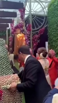 Nita Ambani dances at Anant Radhika Baraat Ceremony ✨ #ARWeddingCelebrations #AnantRadhikaCelebration #anantambaniwedding #nitaambani #AnantRadhika #AnantRadhikaWedding #anantambani #ananya #NitaAmbaniFans #NitaMukeshAmbani