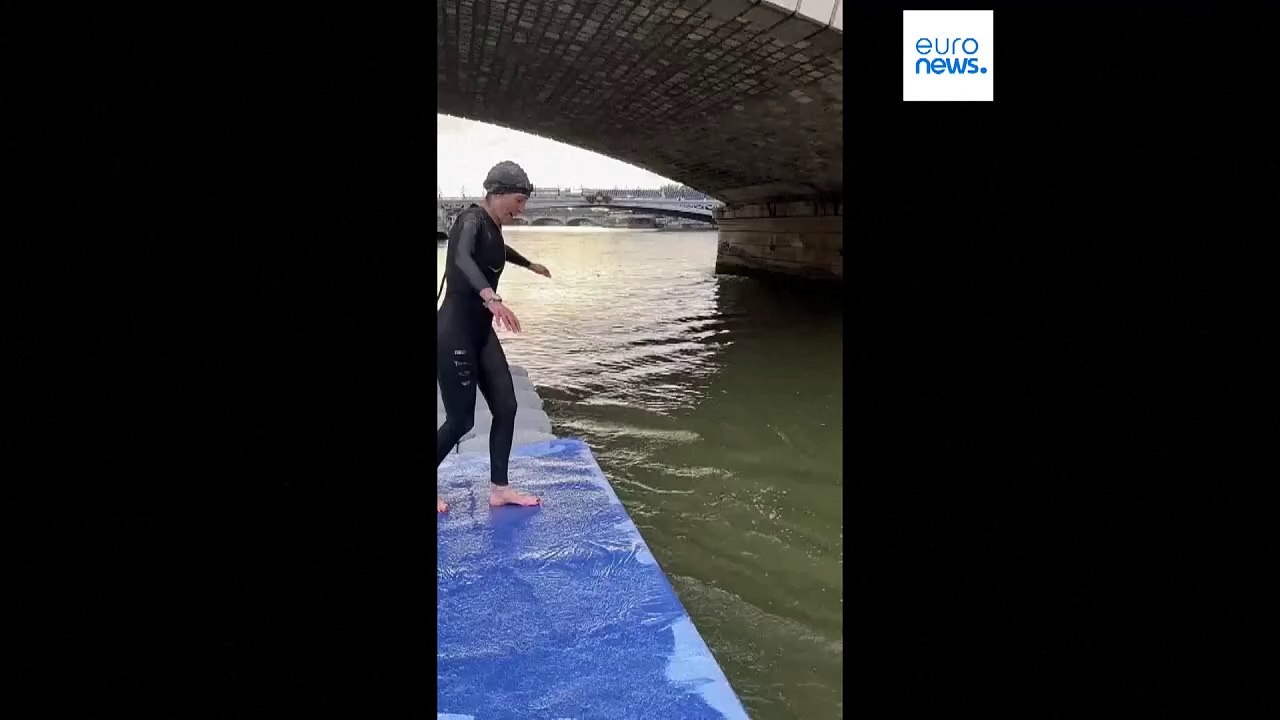 Wie einst Mao: Französische Sportministerin schwimmt in der Seine