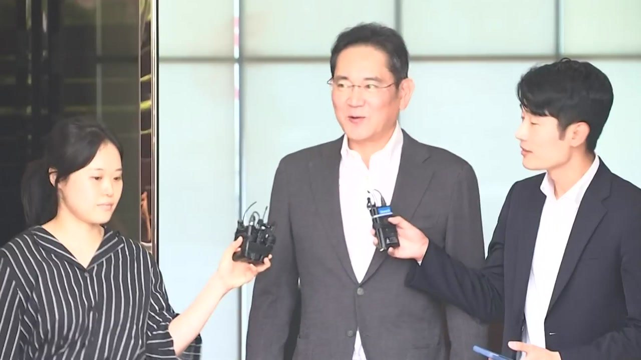 이재용, 인도 '재벌집 막내' 결혼식 참석 뒤 귀국 / YTN