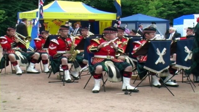 Armed Forces Day in Edinburgh – Royal Mile Parade to Princes Street Gardens [Live Event]