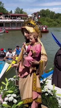 Procesión fluvial de la Virgen del Carmen.