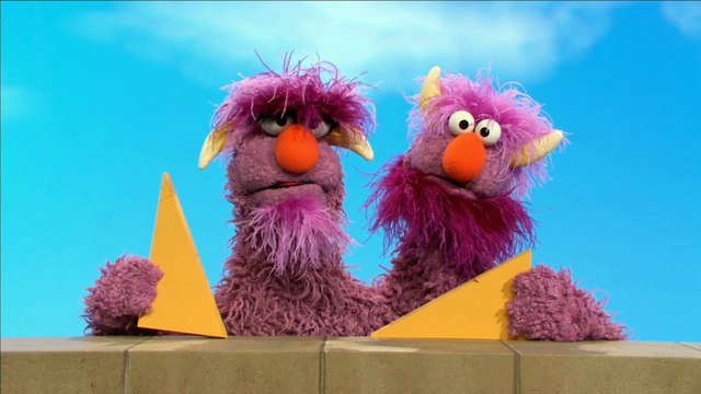 Sesame Street: Two-Headed Monster - What's a Rectangle (Latin Spanish, HBO)
