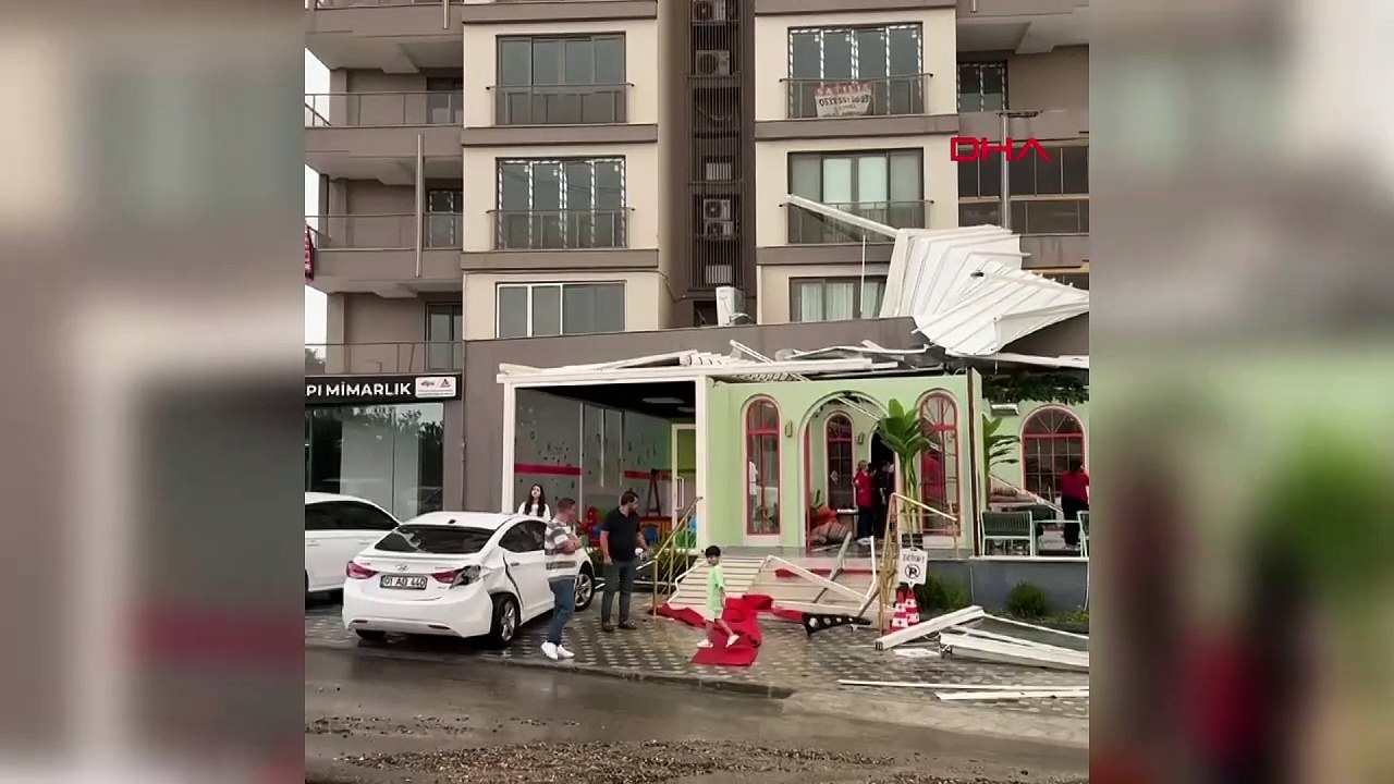 Film sahnesi değil gerçek... Adana'da bir anda...