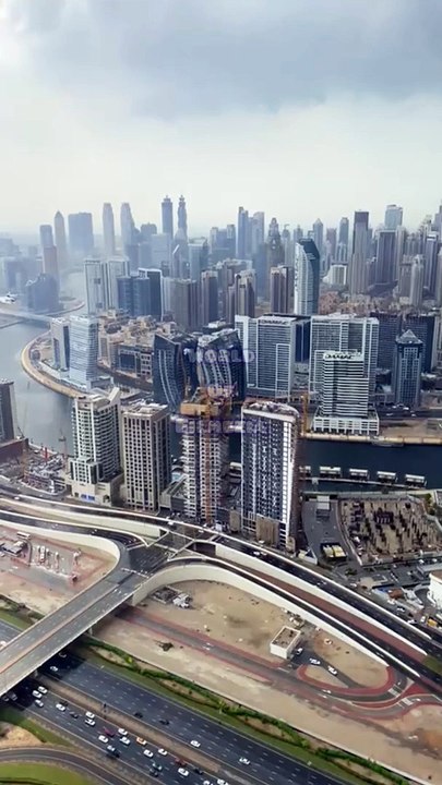 Paramount Hotel 68 Floor View- Marasi Drive - Business Bay - Dubai