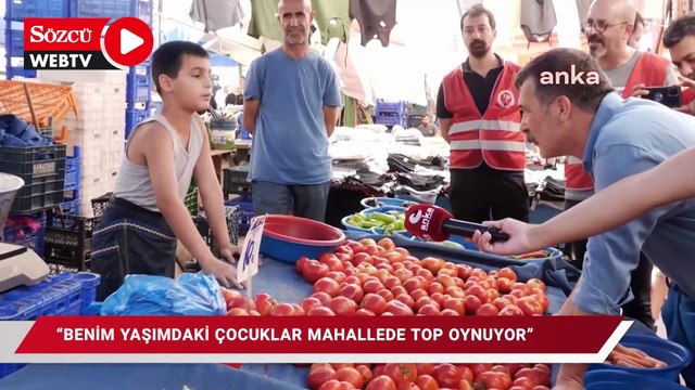 Pazarda tezgahtarlık yapan çocuk, Erkan Baş’a dert yandı: “Benim yaşımdaki çocuklar mahallede top oynuyor”