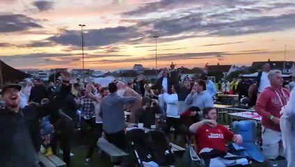 England Fans Celebrate Goal at Euro 2024 in Cornwall ⚽