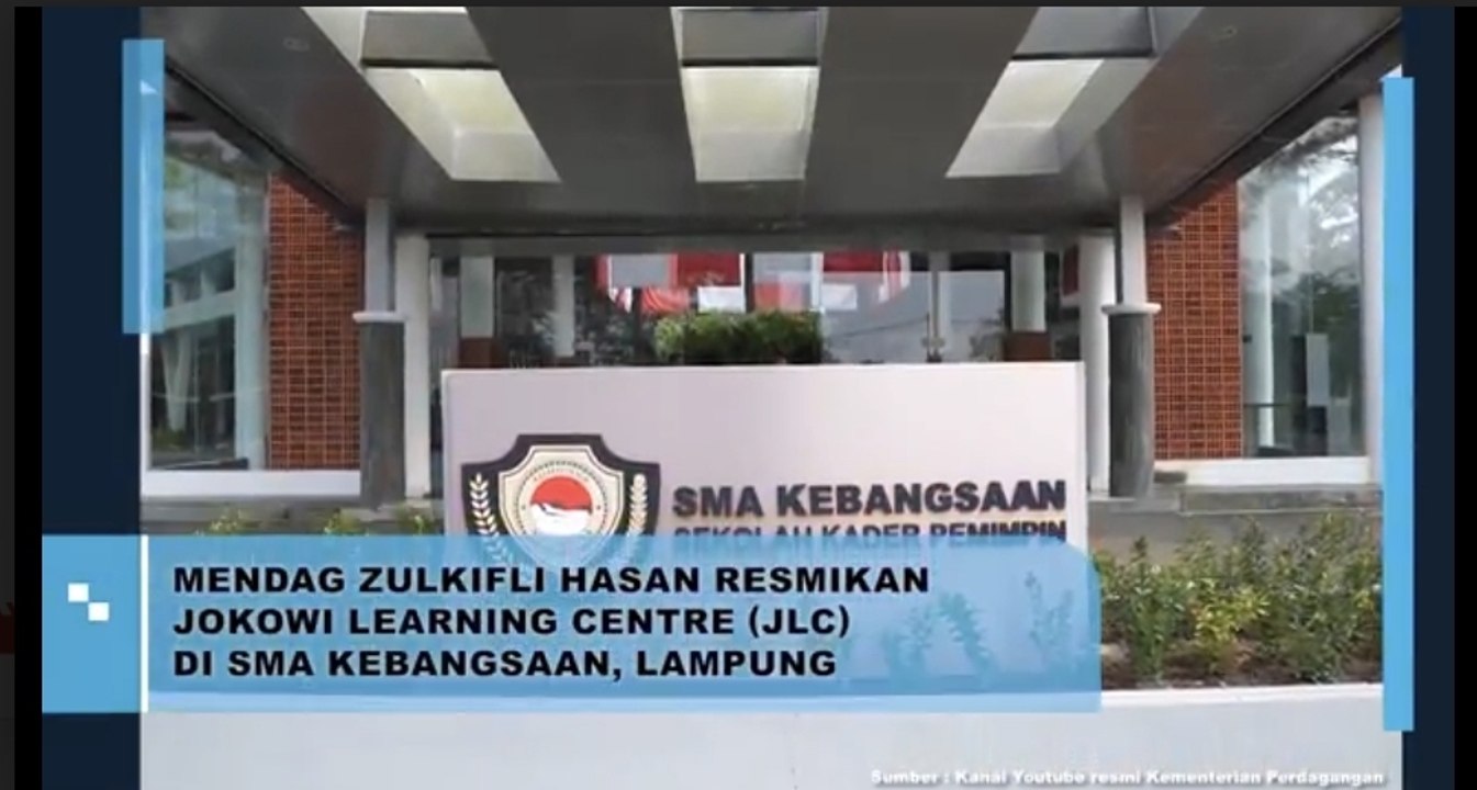 Mendag Zulkifli Hasan Resmikan Jokowi Learning Centre (JLC) di SMA Kebangsaan, Lampung