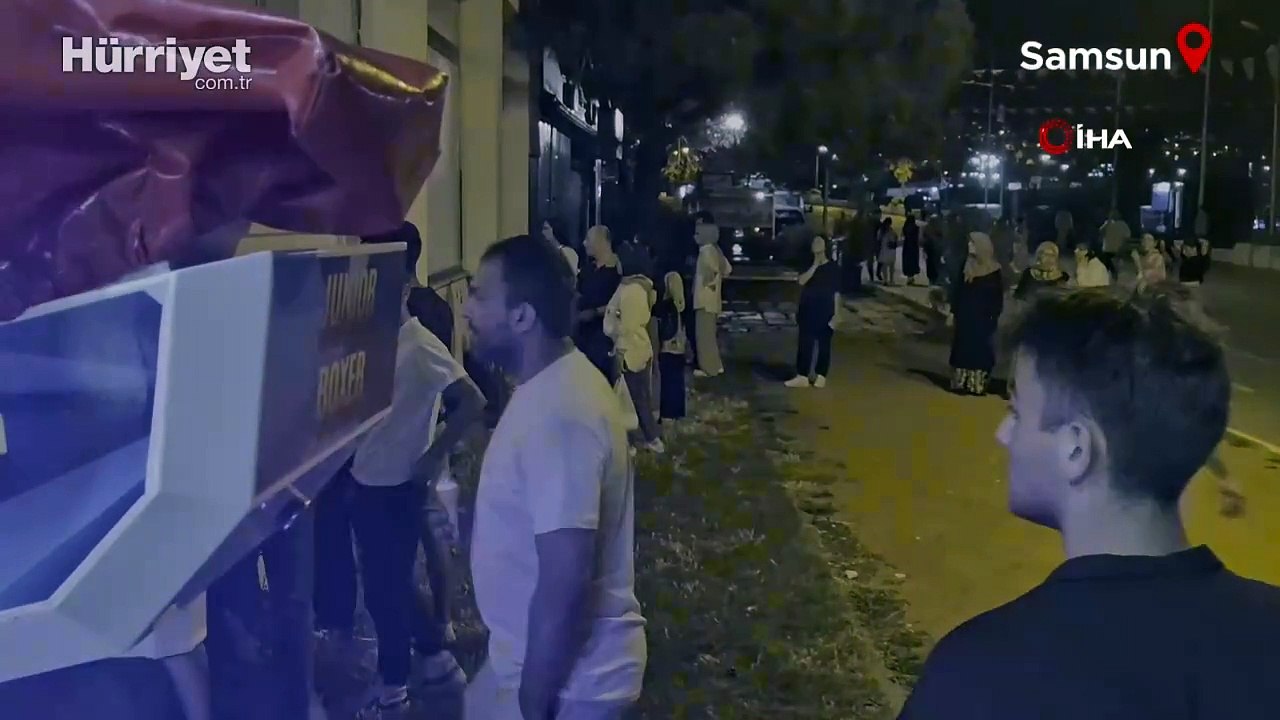 Düğünde kavga: Sandalyeler havada uçuştu!