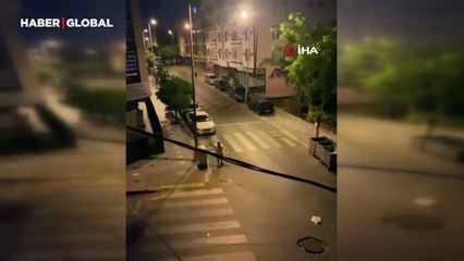 Esenyurt'ta gece vakti korkutan anlar: 3 köpeğini bir adamın üzerine saldırttı