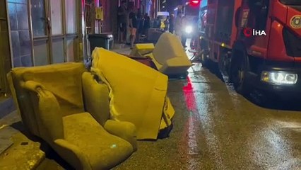 Bursa’da alevli gece...4 katlı binadakiler korku dolu anlar yaşadı