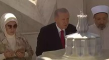 Cumhurbaşkanı Erdoğan, 15 Temmuz Şehitler Makamı’nı ziyaret etti