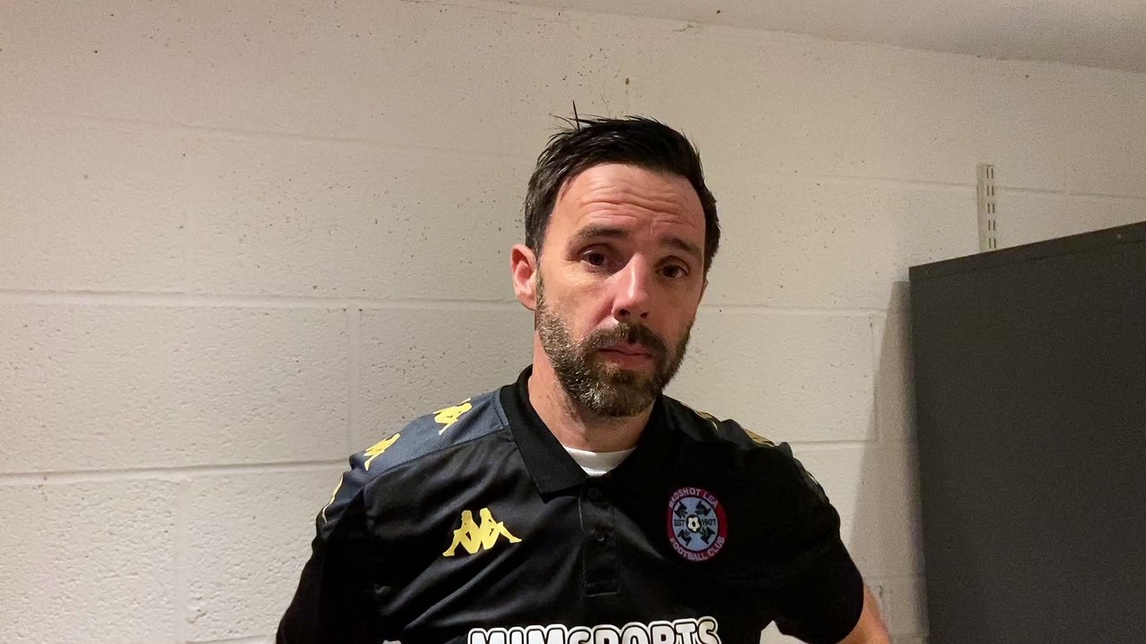 Badshot Lea manager Gavin Smith post-Gosport Borough