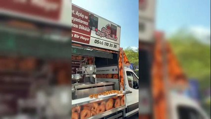 İstanbul'da Eminem'in 'Slim Shady' karakterinin ölümü için lokma döktürdüler