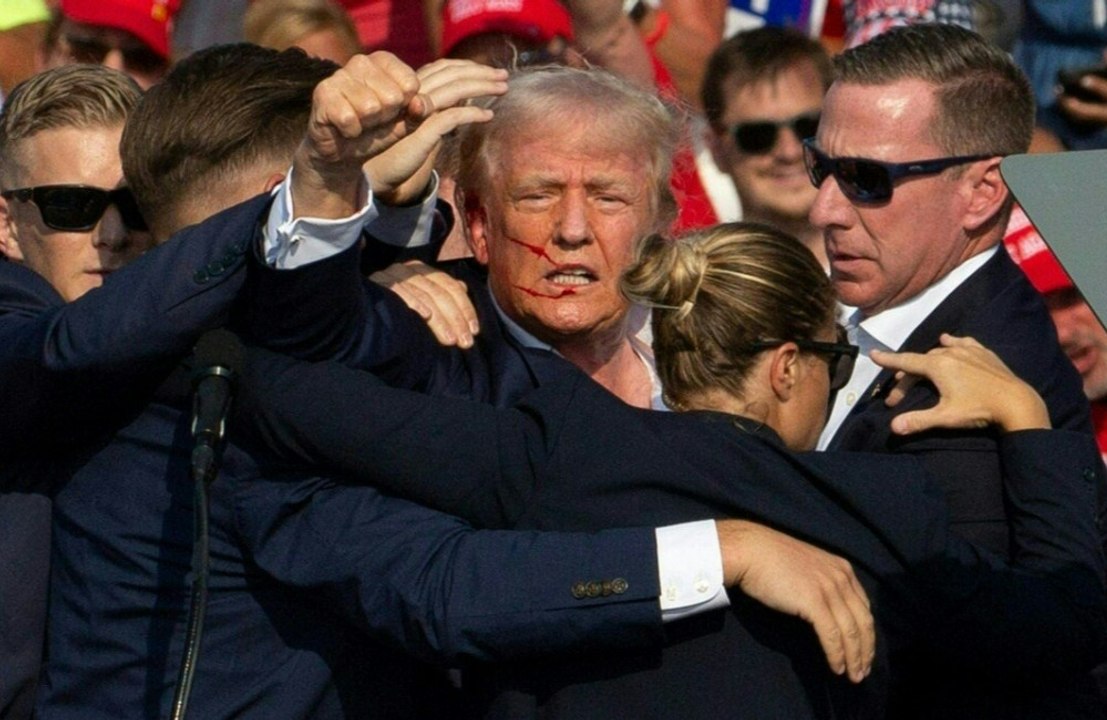 ドナルド・トランプ氏、集会で演説中に銃撃