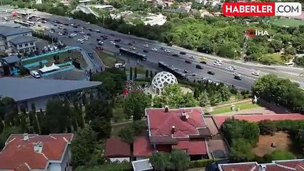 Üsküdar 15 Temmuz Şehitler Anıtı'na ziyarete gelenler böyle görüntülendi