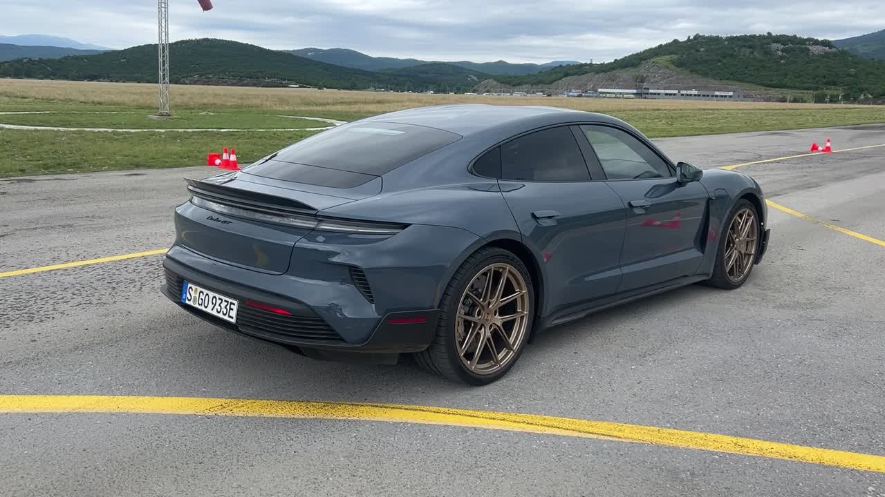 Taycan Turbo GT