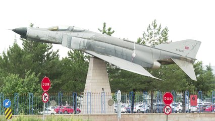 Eskişehir’den kalkan uçaklar darbecilerin planlarını altüst etti