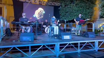 Serata di premiazione del Festival Nazionale "Il Giullare" di Trani, teatro contro ogni barriera. Tra i premiati anche Molfetta e Nardò