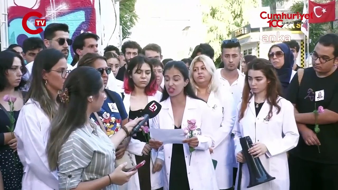 Elektrik akımına kapılarak hayatını kaybeden Özge Ceren Deniz, arkadaşları tarafından anıldı