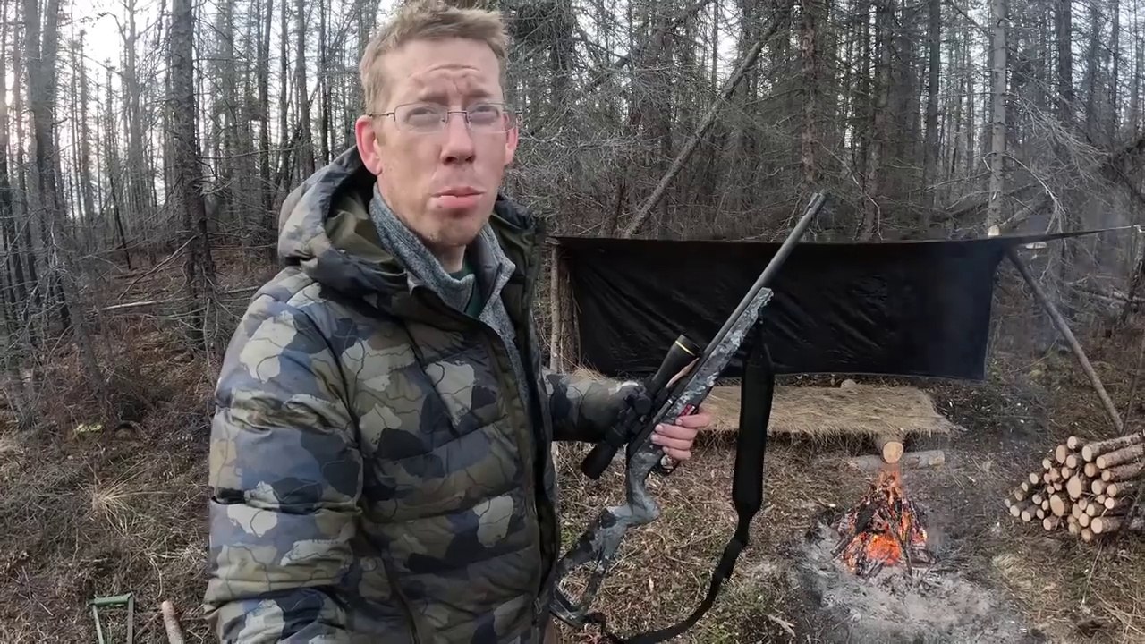 Bushcraft Camping with Coyotes & Hunting My Dinner