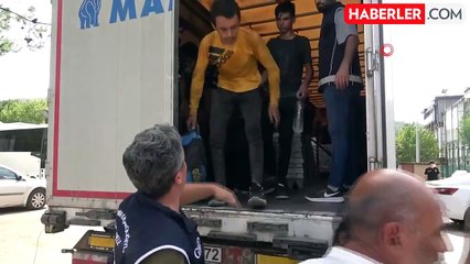 İran'dan Gebze'ye giden alüminyum yüklü tırda 23 düzensiz göçmen çıktı
