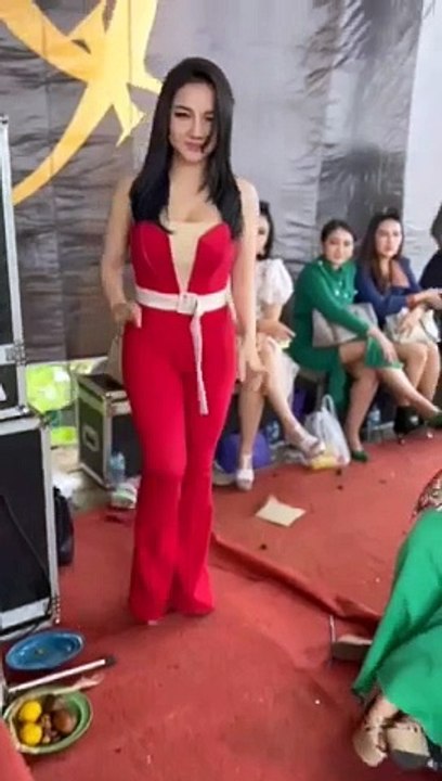 LALA WIDI MENYAPA