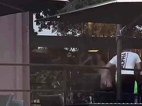 Michelle Comi, lite furibonda con Elisa Esposito in un bar