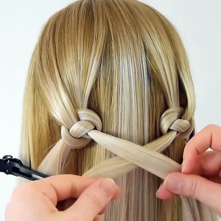 Let these spectacular hairstyles do the talking!. 