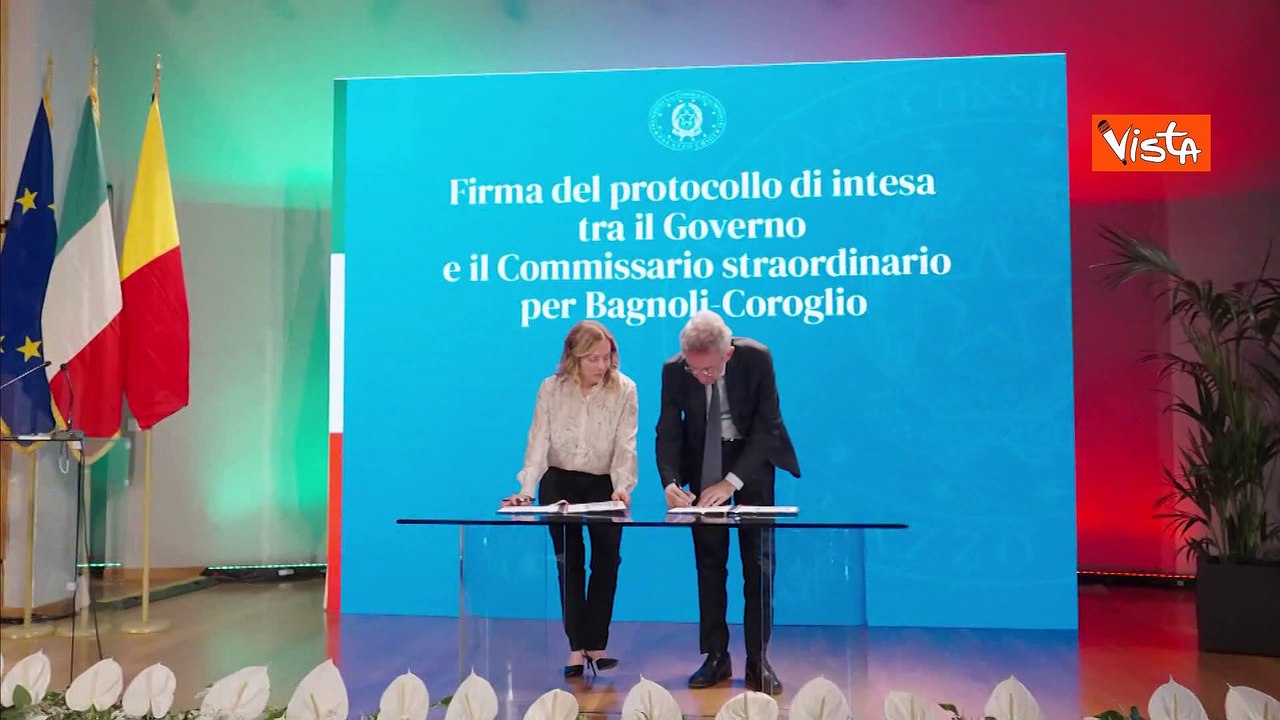 Meloni a Bagnoli, ecco la firma del protocollo d'intesa per la riqualificazione della zona