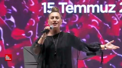 Azerin'den 15 Temmuz programında bozkurt işareti