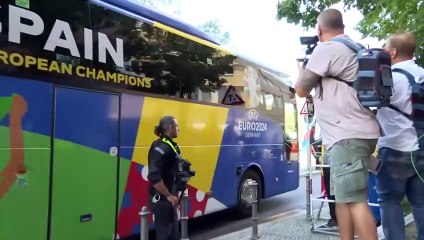 Spain swap Berlin for Madrid to showcase Euro 2024 trophy