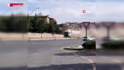 Ankara'da lastiği patlayan tır güçlükle durabildi: O anlar kamerada