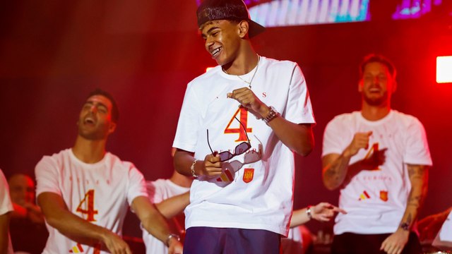 El baile de Nico Williams y Lamine Yamal en la celebración de la Eurocopa