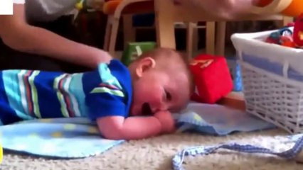 funny baby laughting - baby laughing