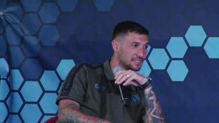 Politano: "Inter favorita per lo scudetto". Ma i compagni lo smentiscono...