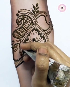 deepika padukone wedding mehndi design replica #deepikapadukone #bridalmehndi #weddingmehndi #mehndi #mehndidesign #mehndiart #hennavibes #mehndibride #mehndilovers #hennasimple #hennainspire #mehndivibes #mehndiinspiration #mkmehandiart #mkmehandi
