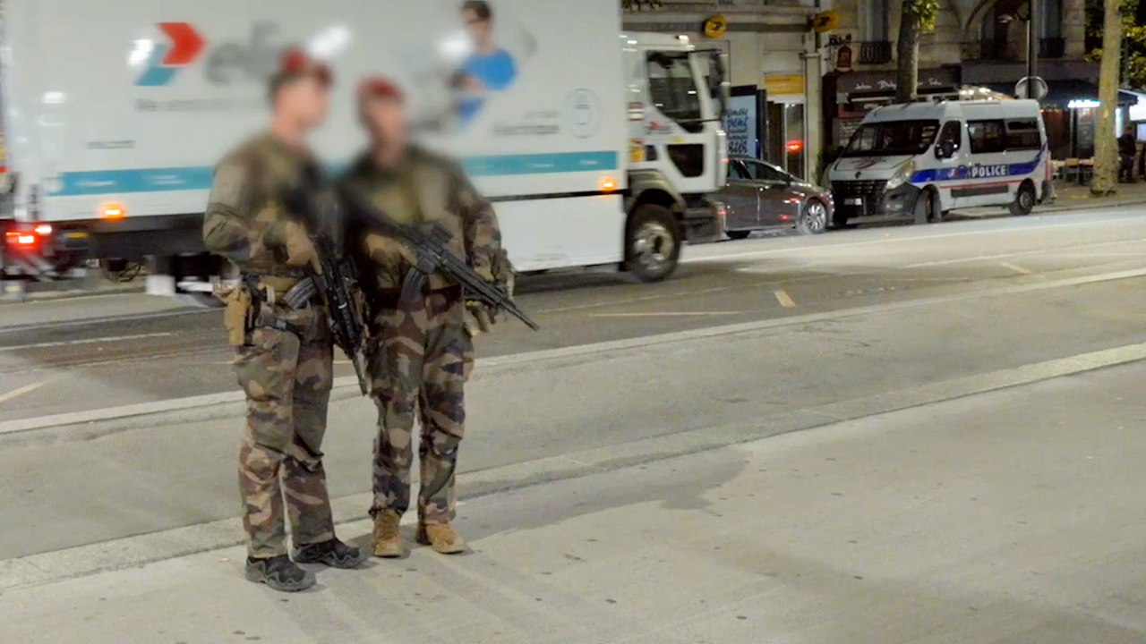 Suspect déjà connu pour meurtre, soldat hospitalisé… ce que l’on sait après l’attaque d’un militaire Sentinelle à Paris