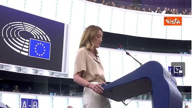 Metsola ricorda Sassoli: Ho promesso di rendere onore alla sua eredit? . Applauso dell'Aula