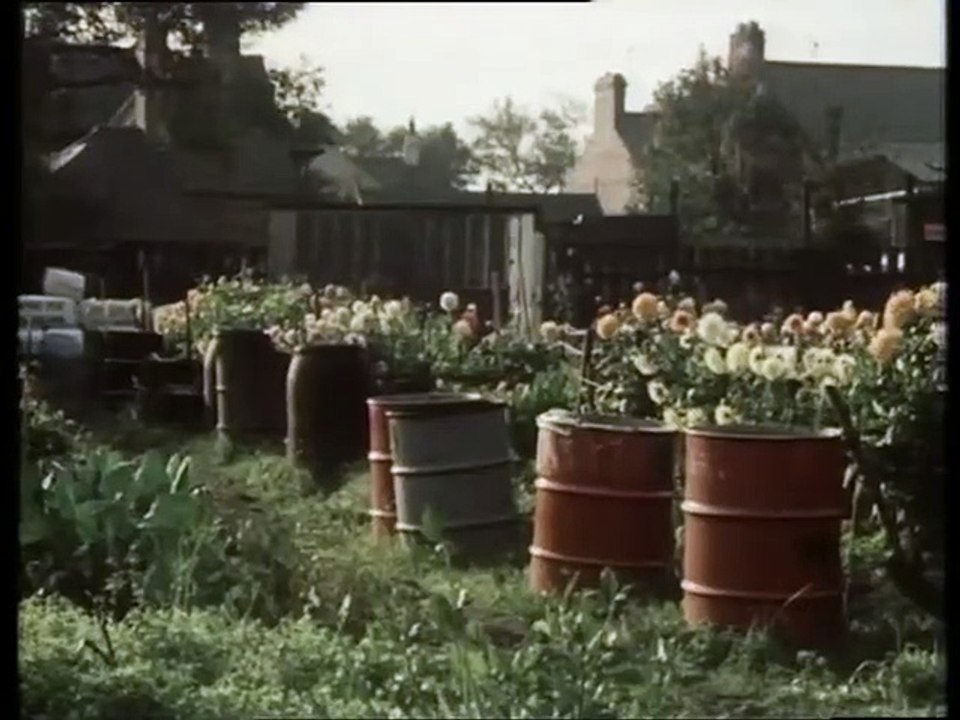 The Paper Lads season1 episode 4