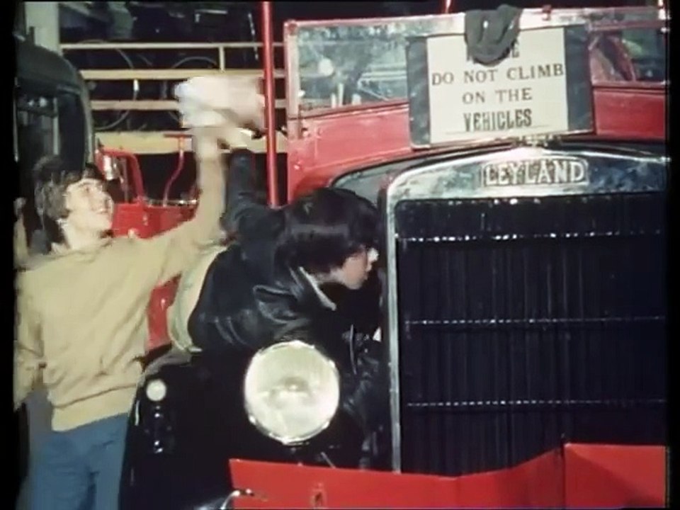 The Paper Lads season 2 episode 4