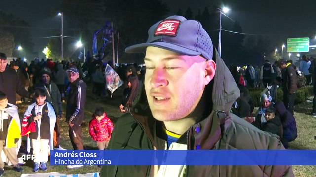 Aficionados reciben en Buenos Aires a Argentina, flamante bicampeón de América