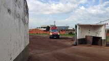 Prancha cai no peito de trabalhador no Guarujá e Corpo de Bombeiros é acionado