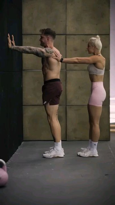 Excuse us........we are back: Gravity who?  who are you trying it with?