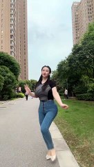 Chinese girl dance short video