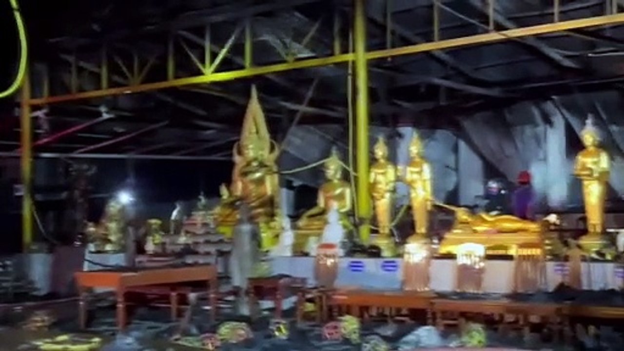 เชียงราย  เกิดเหตุไฟไหม้กุฏิเจ้าอาวาสวัดพรมวิหารแม่สาย เสียหายหนักทั้งหลัง