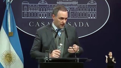 "No nos importa el valor del dólar" dijo Adorni.